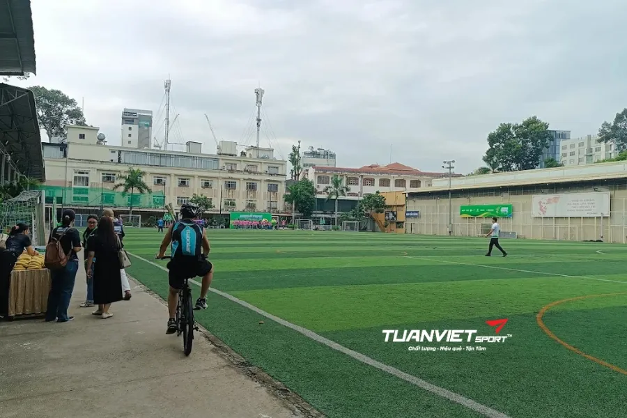 Sân bóng đá Tao Đàn - Sân bóng đá Thành phố Hồ Chí Minh