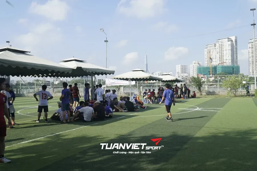 Sân bóng đá Clêmentê - Sân bóng đá Thành phồ Hồ Chí Minh