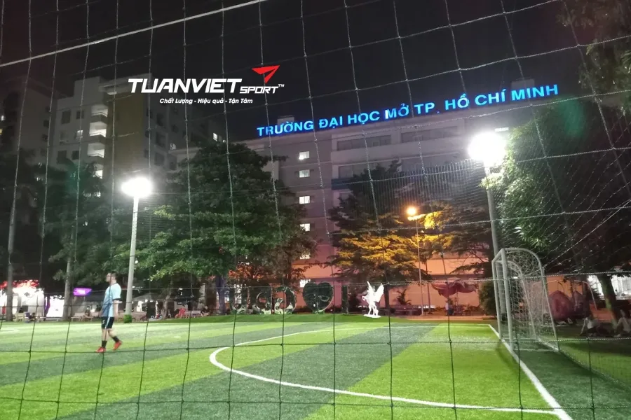 Sân bóng đá Gia Định - Sân bóng đá Thành phố Hồ Chí Minh