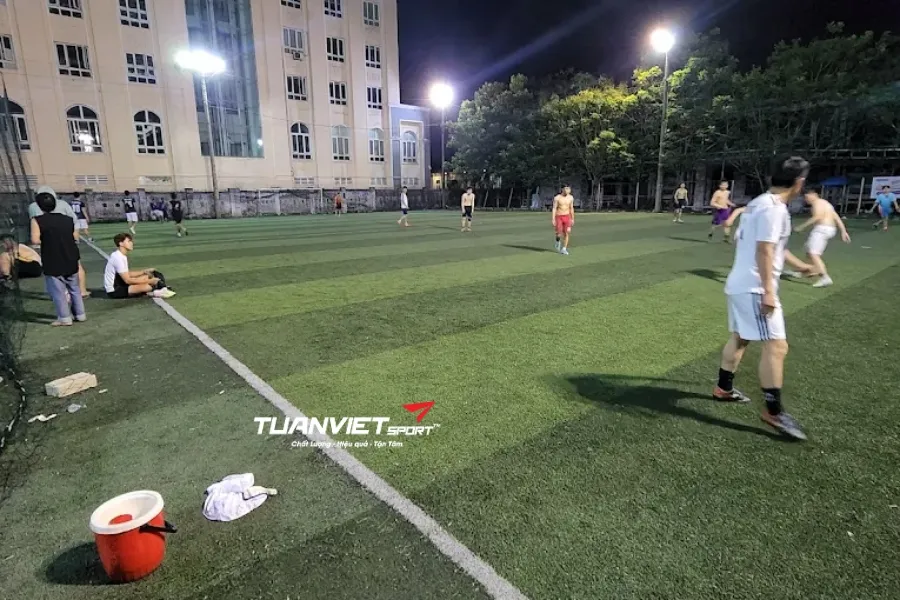 Sân bóng đá Lâm Hoằng - Sân bóng đá thành phố Huế