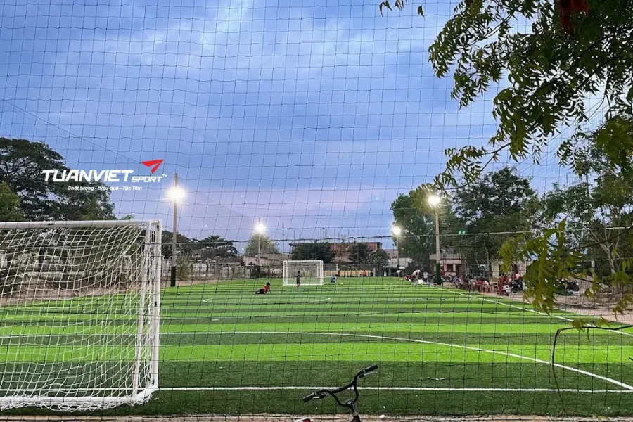 S&acirc;n b&oacute;ng đ&aacute; Nguyễn Du - S&acirc;n b&oacute;ng đ&aacute; tỉnh Kh&aacute;nh H&ograve;a