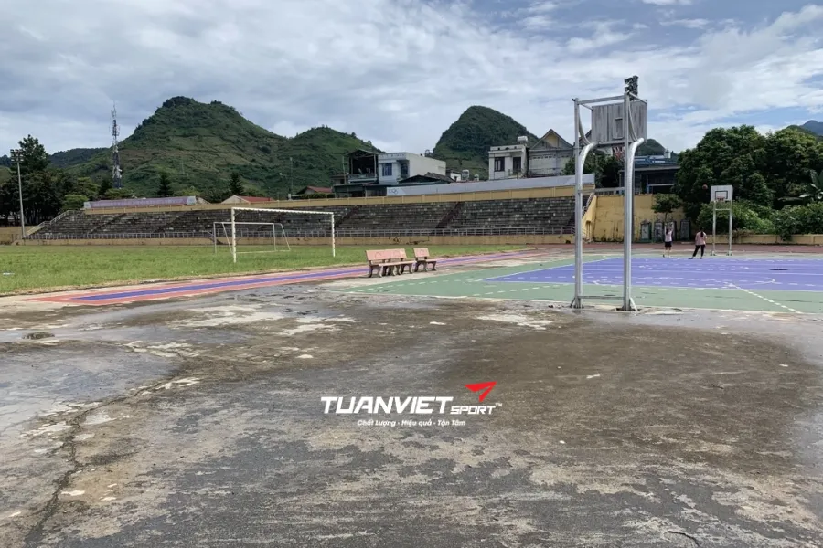 Sân bóng đá Tỉnh Lai Châu