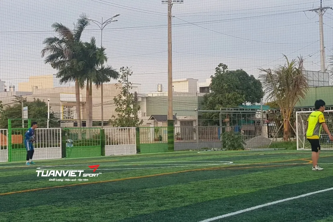 S&acirc;n b&oacute;ng đ&aacute; L&ecirc; Duẩn - S&acirc;n b&oacute;ng đ&aacute; tỉnh L&acirc;m Đồng