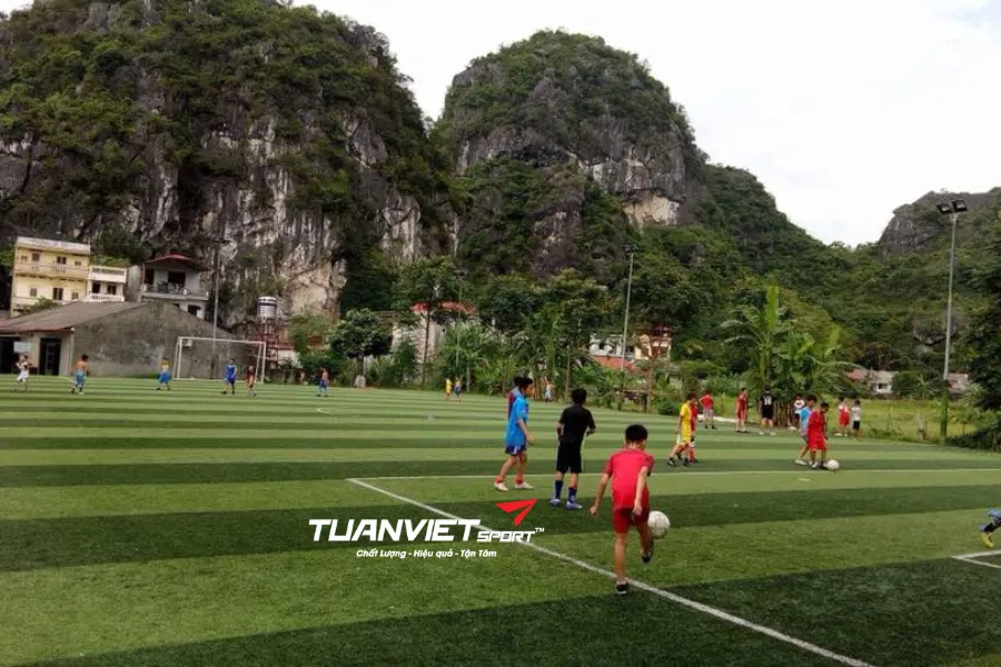 S&acirc;n b&oacute;ng Tam Thanh