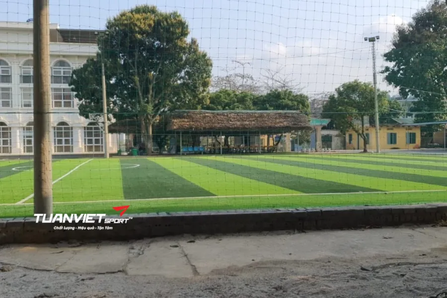 Sân bóng đá Bắc Cường