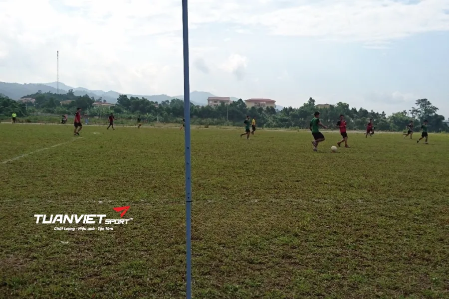 S&acirc;n b&oacute;ng đ&aacute; Nhà Thi Đ&acirc;́u Đa Năng Tỉnh Lào Cai&nbsp;