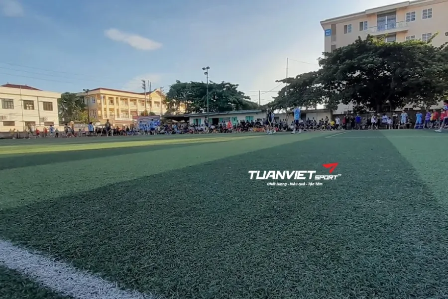 S&acirc;n b&oacute;ng đ&aacute; Lộc Hạ - S&acirc;n b&oacute;ng đ&aacute; tỉnh Ninh B&igrave;nh