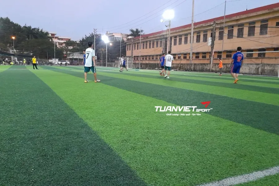 S&acirc;n b&oacute;ng đ&aacute; Lộc Hạ - S&acirc;n b&oacute;ng đ&aacute; tỉnh Ninh B&igrave;nh