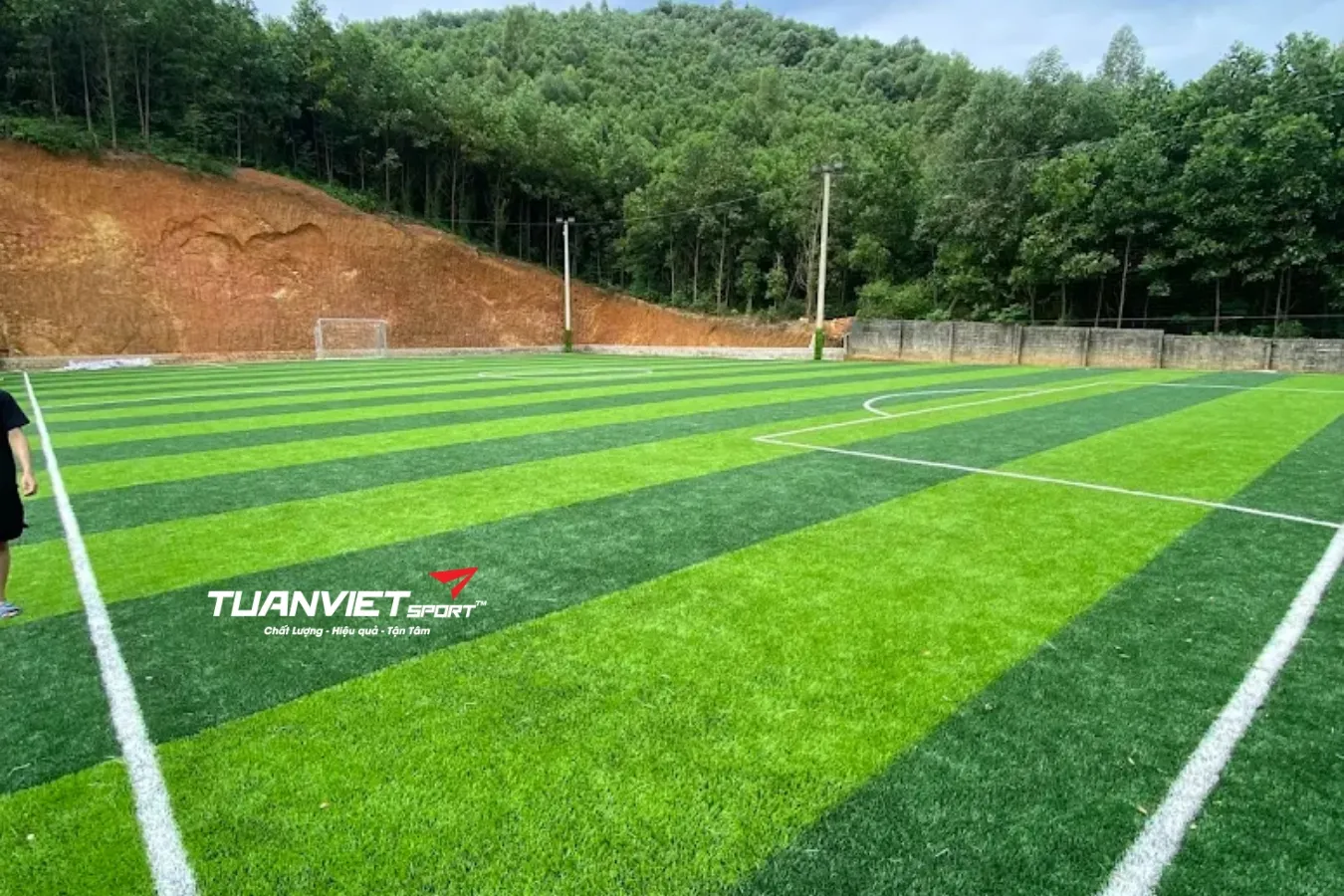 S&acirc;n b&oacute;ng đ&aacute; V&acirc;n Du - S&acirc;m b&oacute;ng đ&aacute; tỉnh Ph&uacute; Thọ