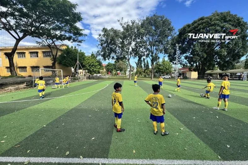 Sân bóng đá Duy Tân - Sân bóng đá tỉnh Quảng Ngãi