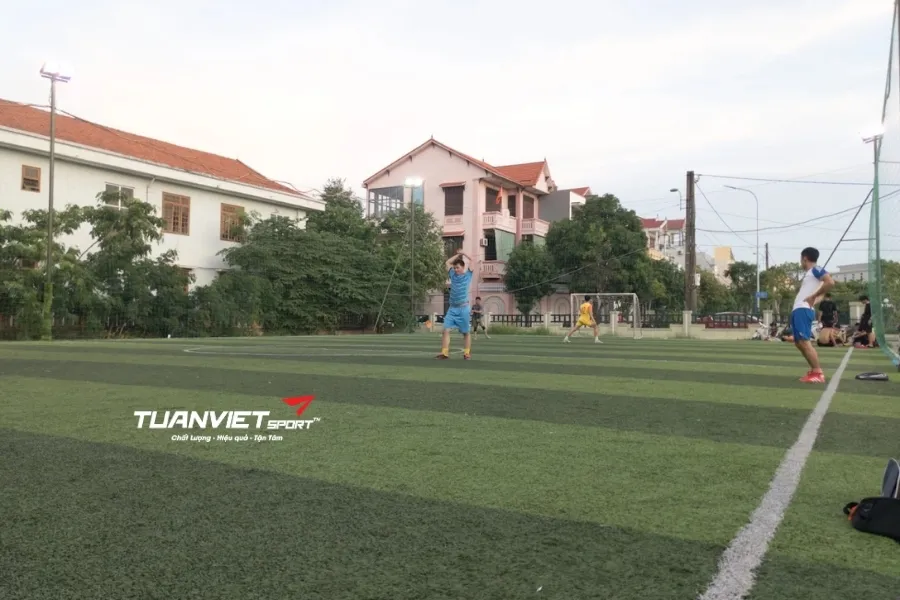 S&acirc;n b&oacute;ng đ&aacute; Nam L&yacute; - S&acirc;n b&oacute;ng đ&aacute; tỉnh Quảng Trị