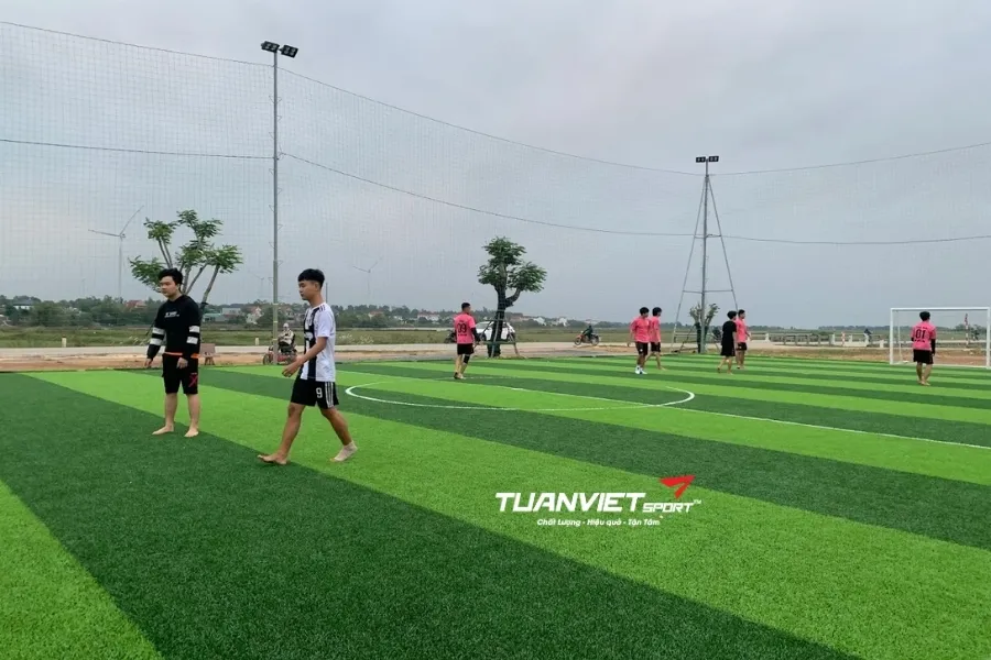 S&acirc;n b&oacute;ng đ&aacute; Dinh 10 - S&acirc;n b&oacute;ng đ&aacute; tỉnh Quảng Trị