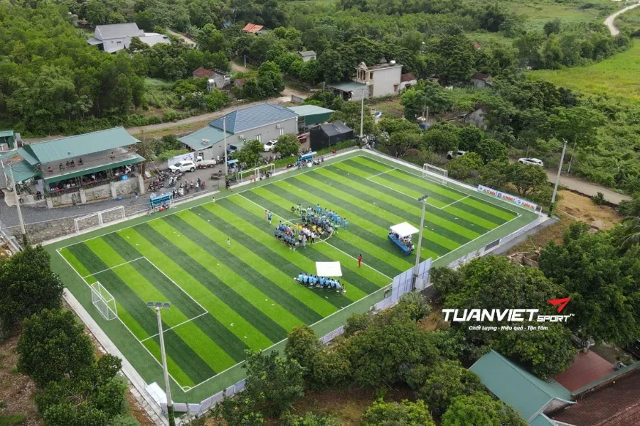 S&acirc;n b&oacute;ng đ&aacute; Ho&agrave;ng Gia - S&acirc;n b&oacute;ng đ&aacute; tỉnh Thanh H&oacute;a