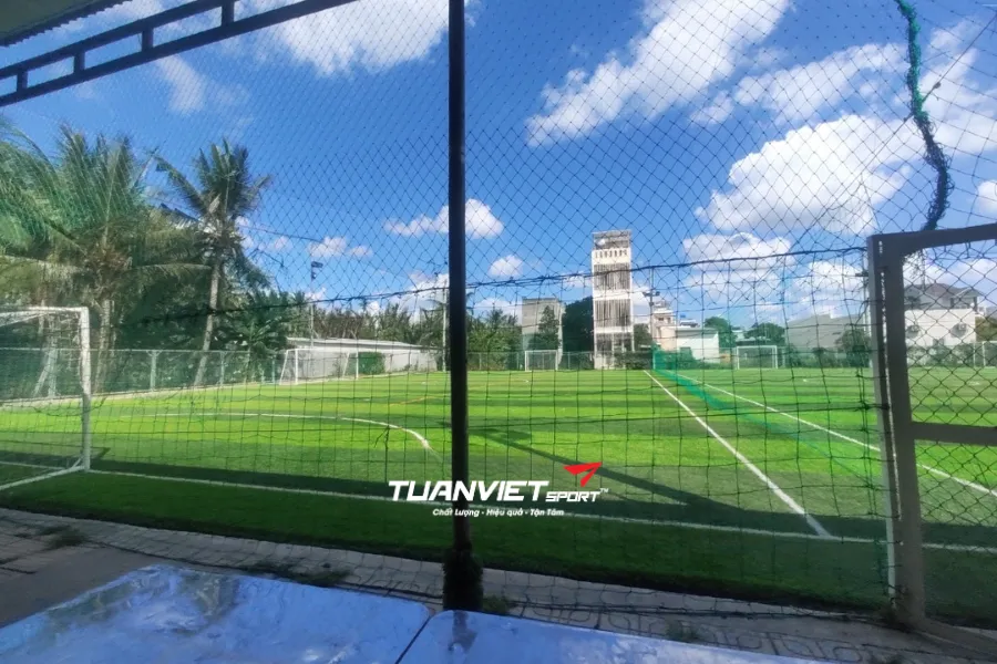 S&acirc;n b&oacute;ng đ&aacute; Long B&igrave;nh Sao Mai&nbsp;