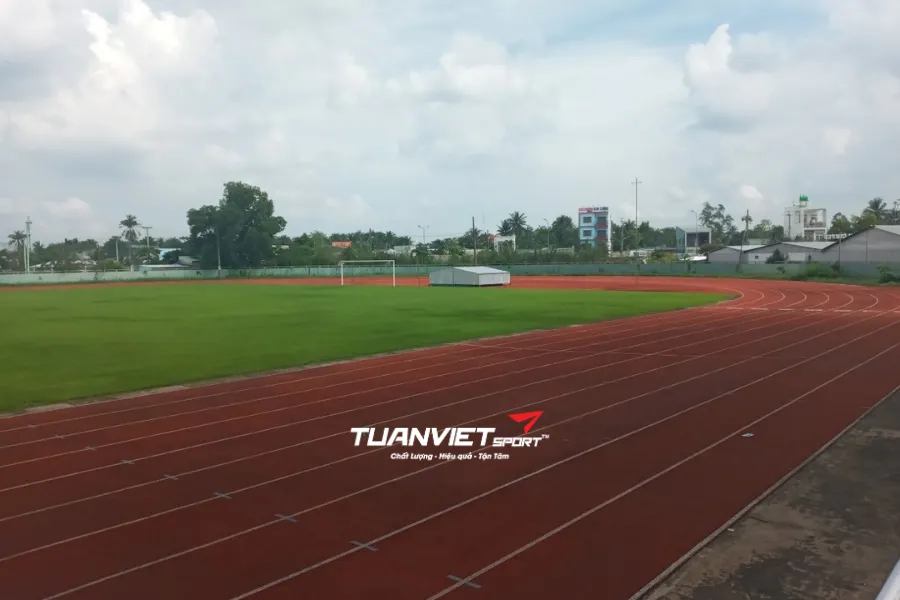 Sân bóng đá tỉnh Bến Tre