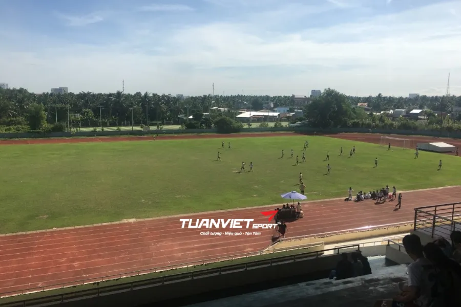 Sân bóng đá tỉnh Bến Tre