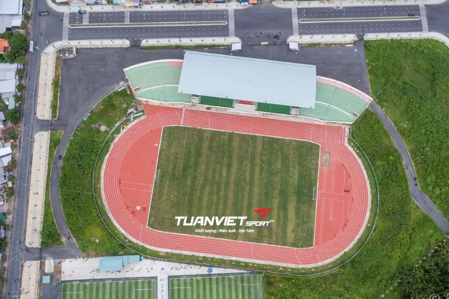 Sân bóng đá tỉnh Bến Tre