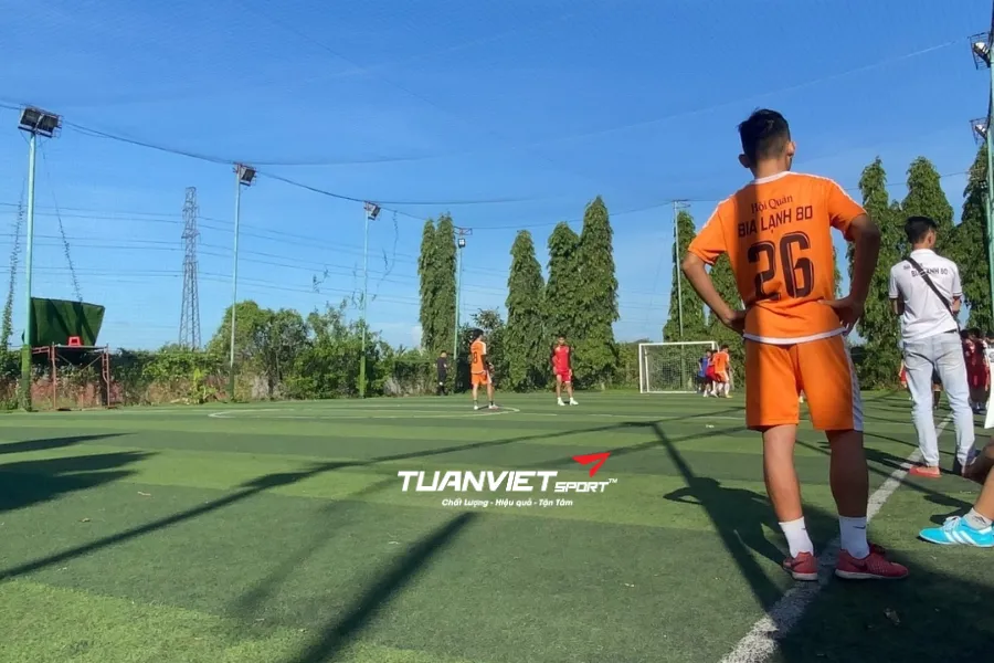 Sân bóng đá mini Ngoại Thành