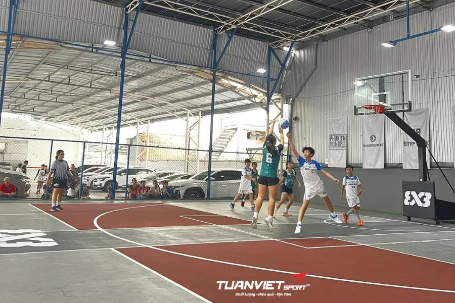 S&acirc;n b&oacute;ng rổ 3x3 Hoops - S&acirc;n b&oacute;ng rổ Th&agrave;nh phố Hồ Ch&iacute; Minh