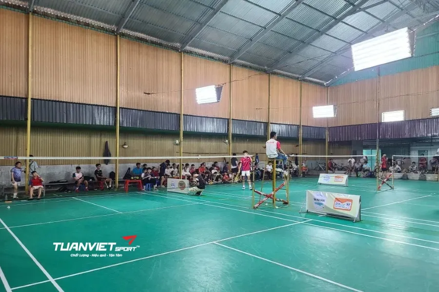 Sân cầu lông Quốc Việt - Sân cầu lông tỉnh An Giang