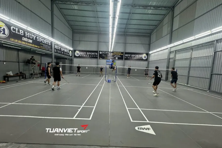 S&acirc;n cầu l&ocirc;ng Ch&iacute; Linh - S&acirc;n cầu l&ocirc;ng tỉnh B&agrave; Rịa - Vũng T&agrave;u