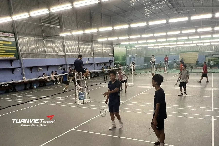 S&acirc;n cầu l&ocirc;ng Sen Xanh 18 - S&acirc;n cầu l&ocirc;ng tỉnh B&agrave; Rịa - Vũng T&agrave;u