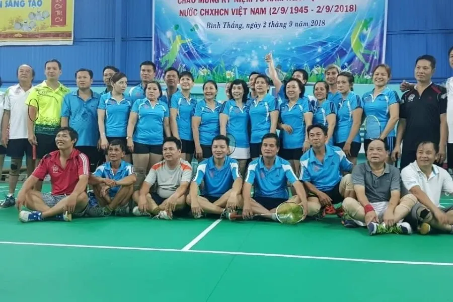 sân cầu lông Thành phố Dĩ An