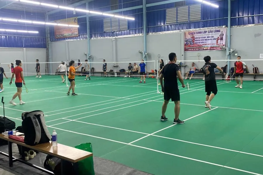 sân cầu lông Thành phố Dĩ An