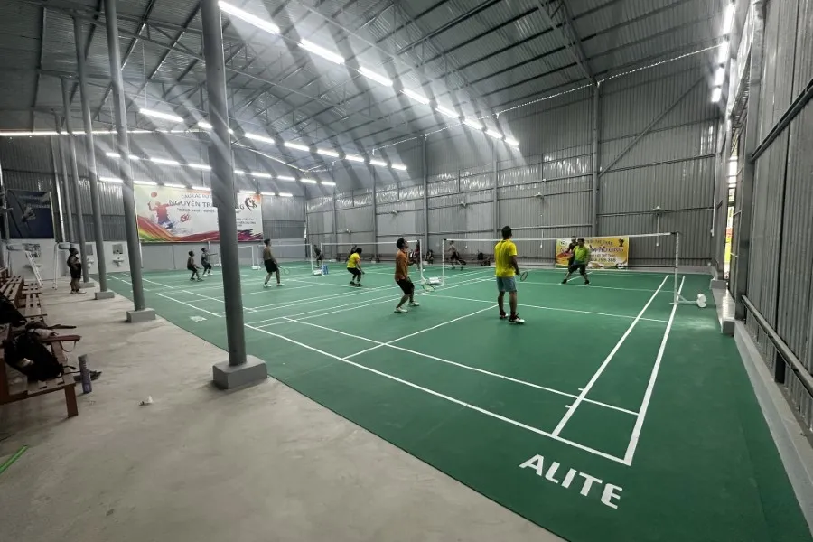 sân cầu lông Thành phố Dĩ An