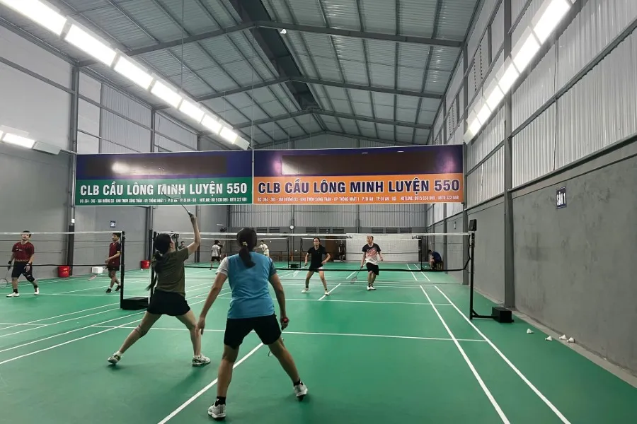 sân cầu lông Thành phố Dĩ An