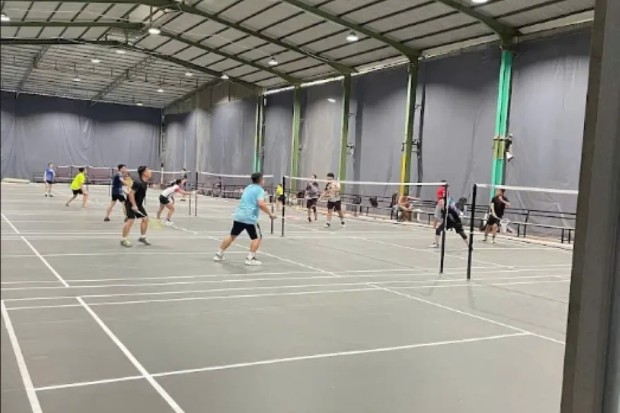 sân cầu lông Thành phố Dĩ An