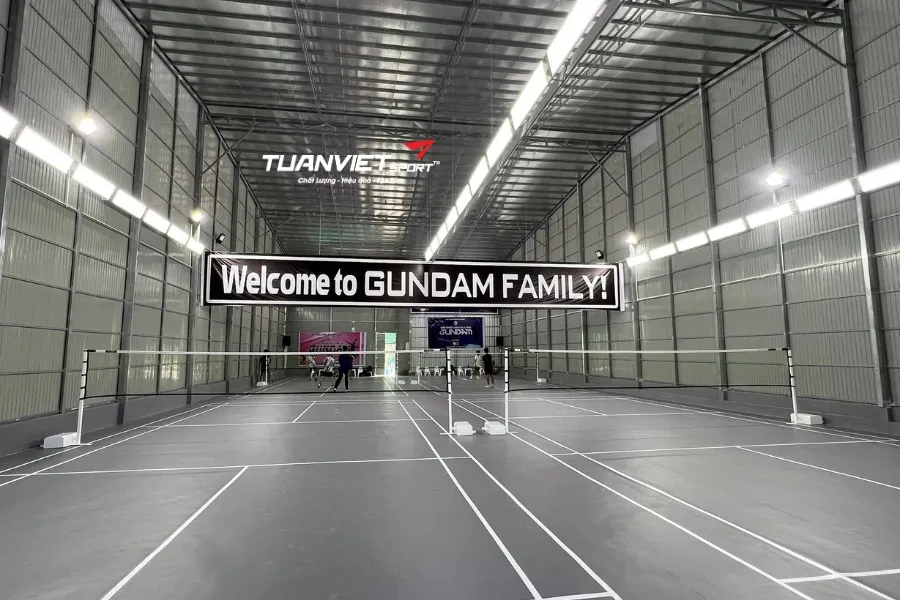 S&acirc;n Cầu L&ocirc;ng Gundam - S&acirc;n cầu l&ocirc;ng tỉnh C&agrave; Mau