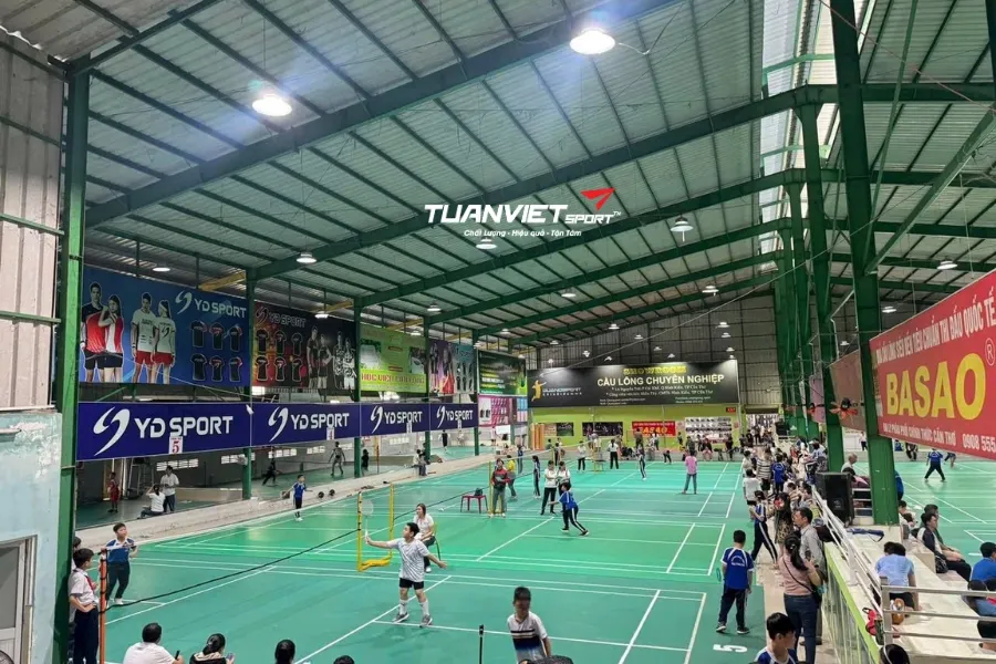 S&acirc;n cầu l&ocirc;ng Quang Sport&nbsp; - S&acirc;n cầu l&ocirc;ng th&agrave;nh phố Cần Thơ