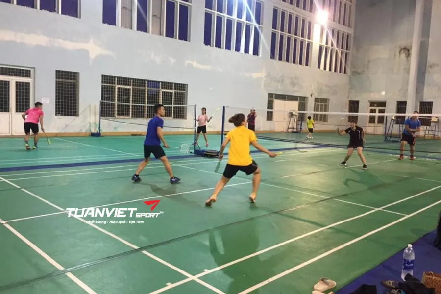 Sân Cầu lông Trường Đại Học Thể Dục Thể Thao - Sân cầu lông quận Thanh Khê