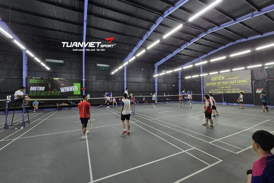 Sân cầu lông Metro Badminton - Sân cầu lông tỉnh Đắk Lắk