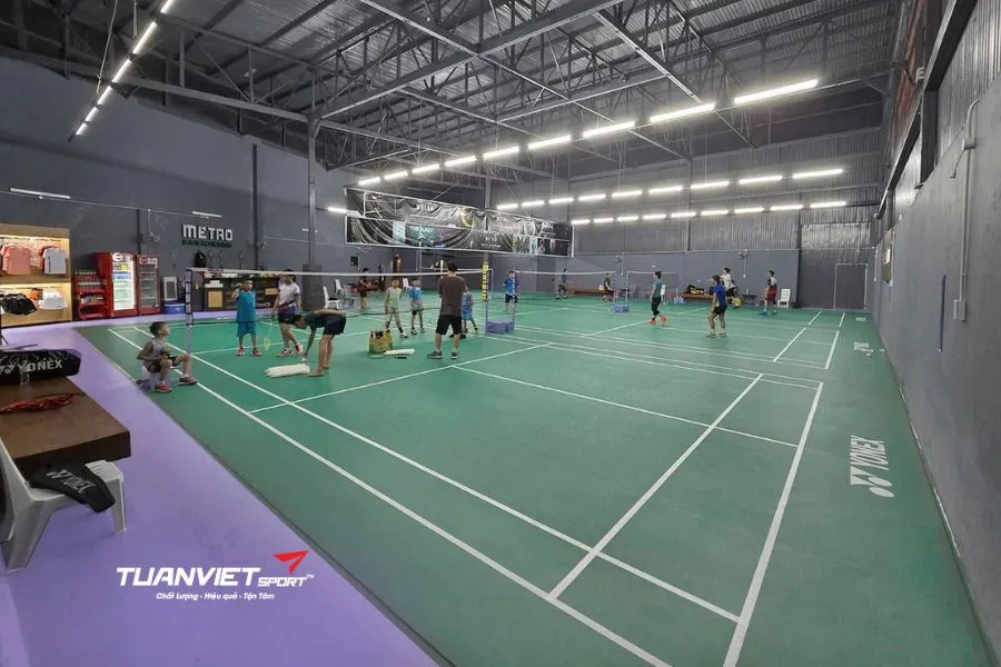 Sân cầu lông Metro Badminton - Sân cầu lông tỉnh Đắk Lắk