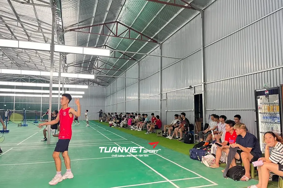 S&acirc;n cầu l&ocirc;ng CTA - S&acirc;n cầu l&ocirc;ng Huyện Ho&agrave;i Đức