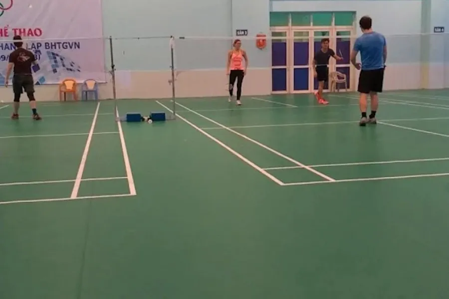 sân cầu lông Quận Ba Đình