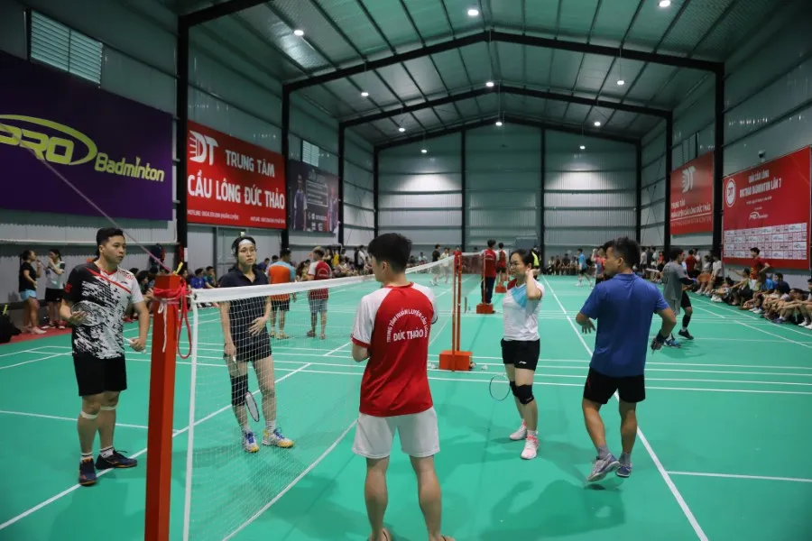 sân cầu lông Quận Ba Đình