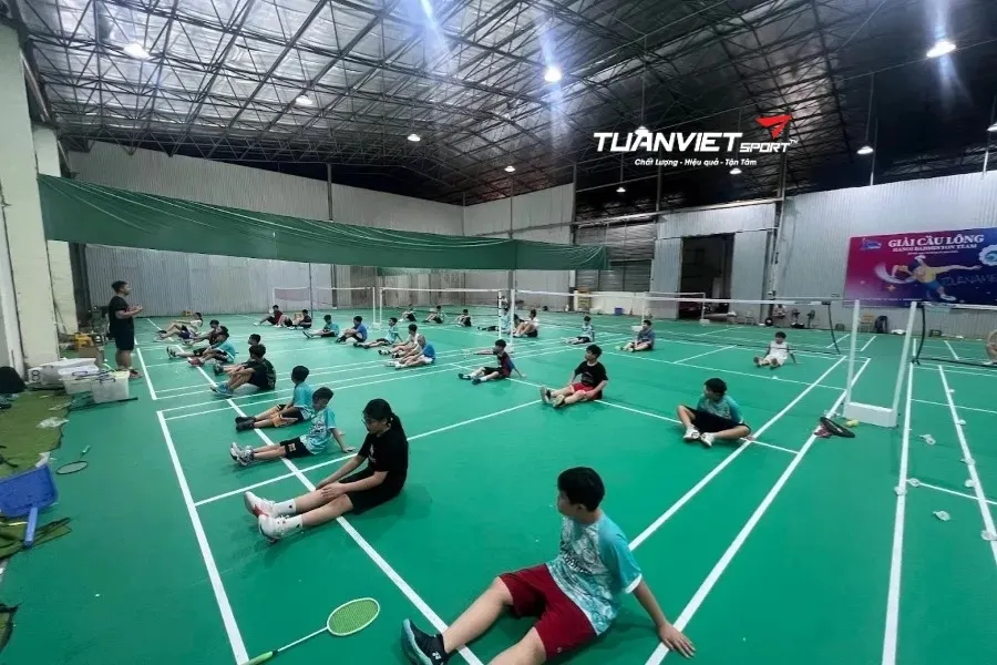 Sân cầu lông US Badminton Trịnh Văn Bô - Sân cầu lông Quận Bắc Từ Liêm