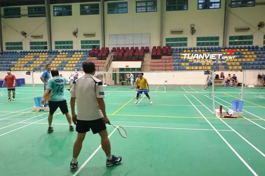 Sân cầu lông Nhà Thi Đấu Đại Học Sư Phạm Hà Nội - Sân cầu lông Quận Cầu Giấy