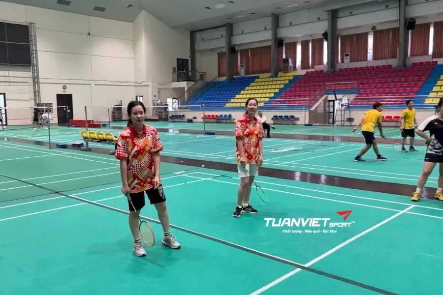 Sân cầu lông Nhà Thi Đấu Cầu Giấy - Sân cầu lông Quận Cầu Giấy