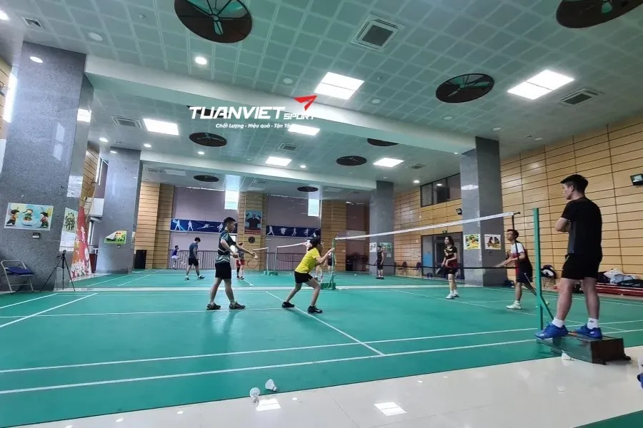 Sân cầu lông Tiểu Học An Hoà - Sân cầu lông Quận Cầu Giấy