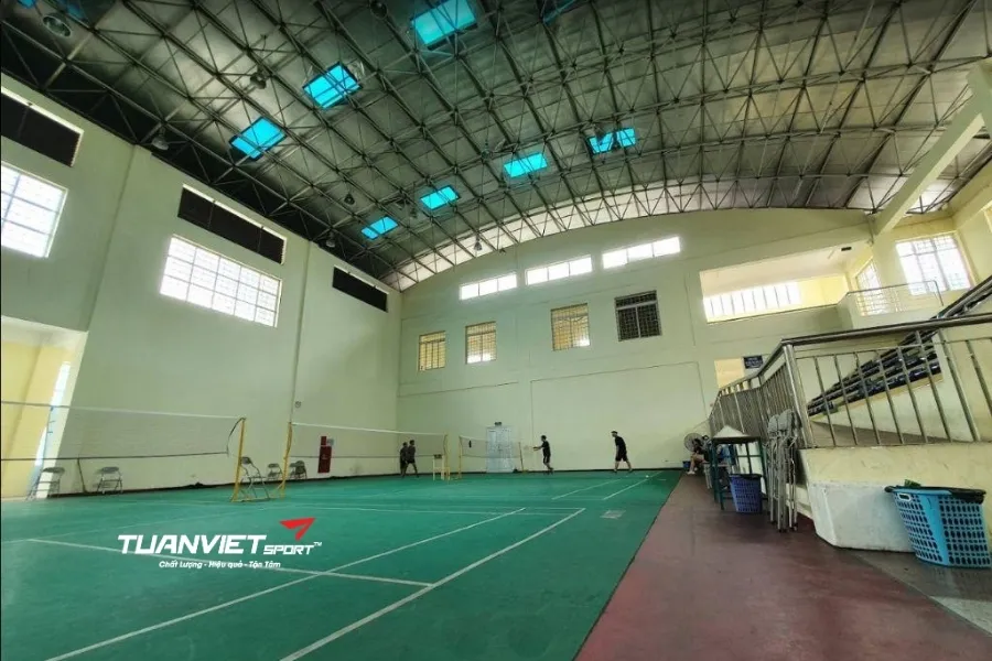 Sân cầu lông THPT Yên Hòa - Sân cầu lông Quận Cầu Giấy