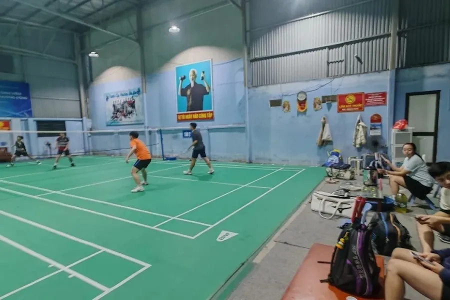 sân cầu lông quận Cầu Giấy