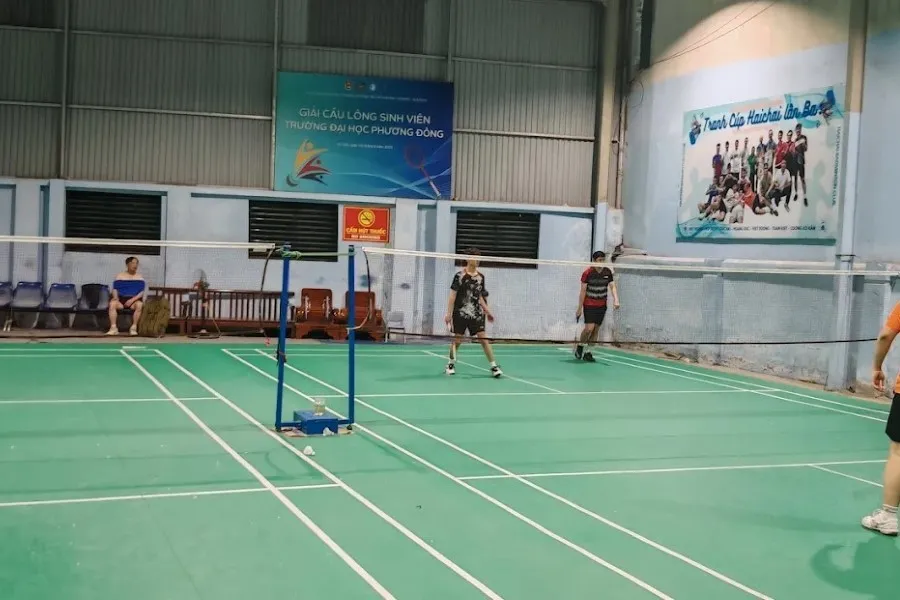 sân cầu lông quận Cầu Giấy