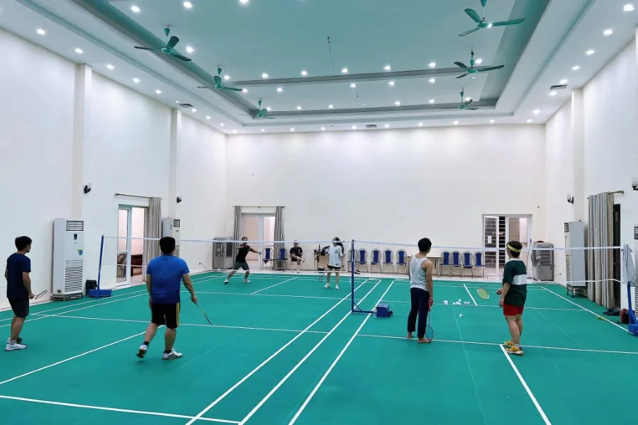 sân cầu lông quận Cầu Giấy