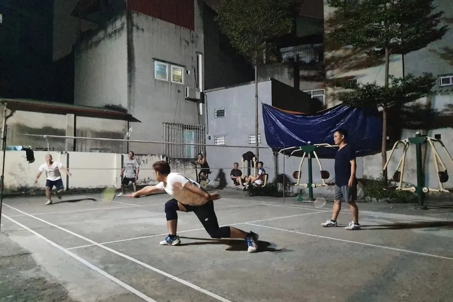 sân cầu lông quận Cầu Giấy