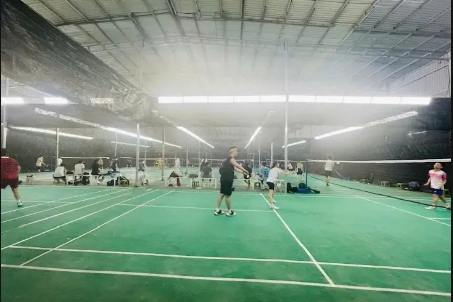 sân cầu lông quận Cầu Giấy