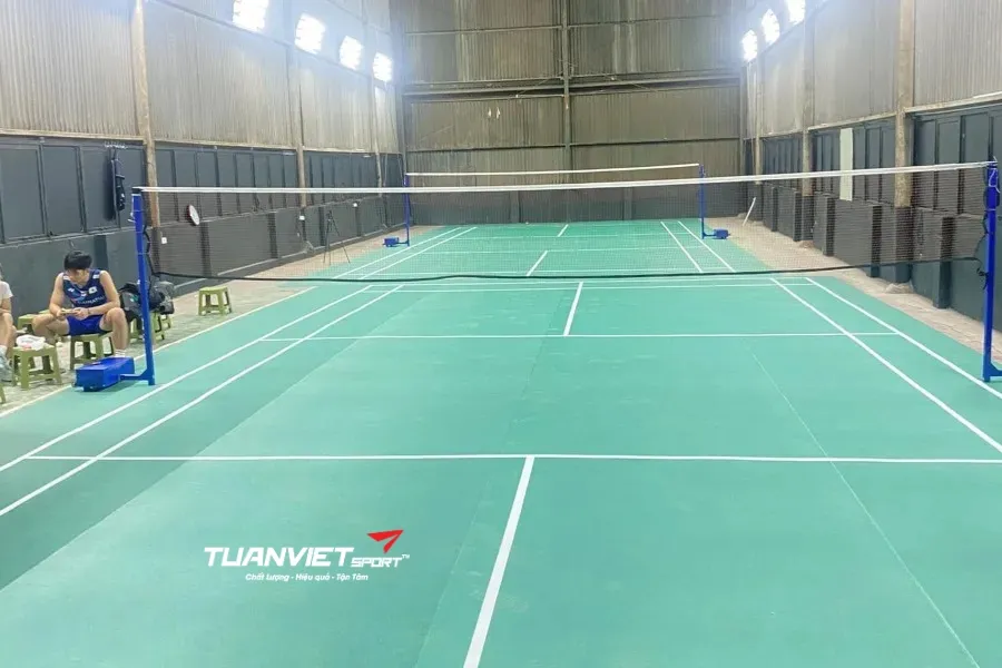 S&acirc;n cầu l&ocirc;ng Kh&aacute;nh Trang - S&acirc;n cầu l&ocirc;ng Quận Hai B&agrave; Trưng